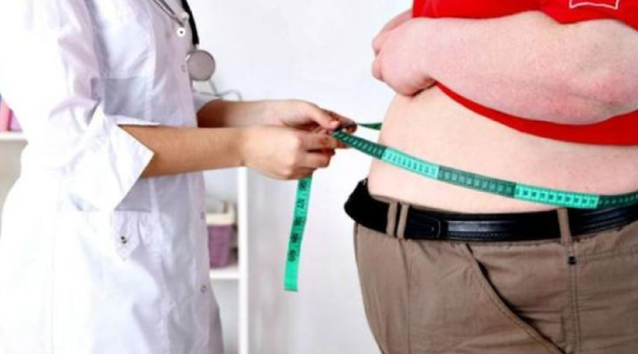 Unos kilos de más pueden aumentar el riesgo de un COVID-19 grave