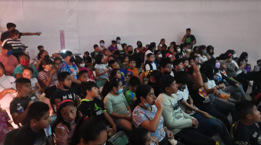 CINE DOMO EN UNIDAD HABITACIONAL VILLA FRONTERA, PUEBLA