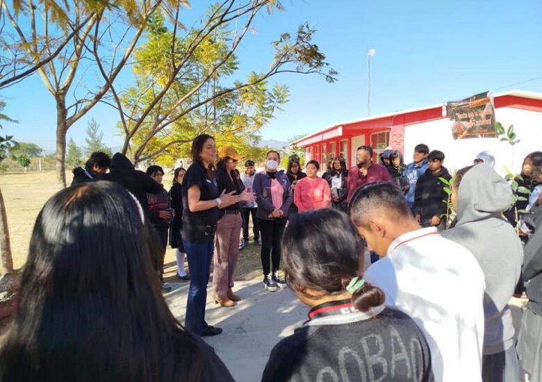 Jornada de Reforestación en el COBAO 65, San Pedro Mártir, Oaxaca
