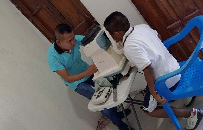 Continúan Jornadas de Salud Visual en Tututepec